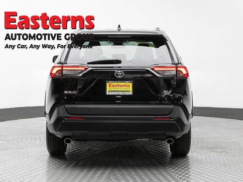 Used 2023 Toyota RAV4 XLE AWD/4WD image 6