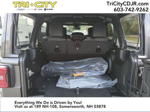 New 2026 Jeep Wrangler Unlimited Rubicon image 22