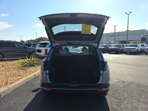 Certified 2024 Hyundai Tucson SEL w/ Convenience Package FWD image 24