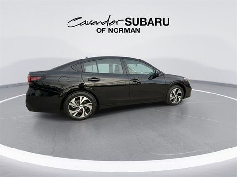 Used 2025 Subaru Legacy Premium image 3