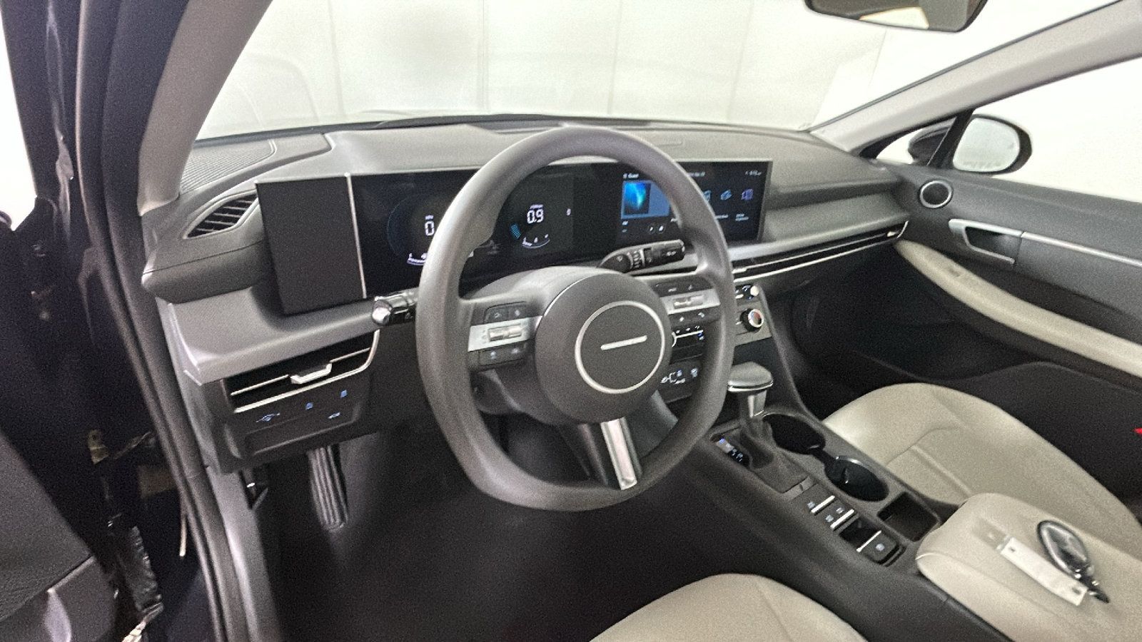 Certified 2026 Hyundai Sonata SE FWD image 17