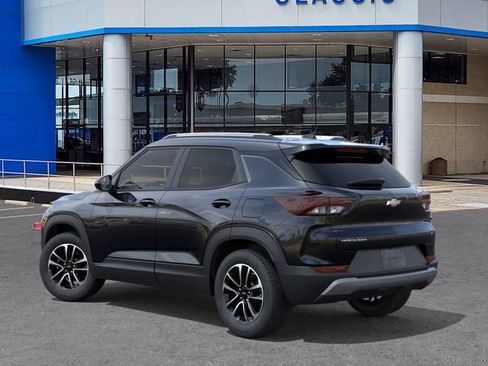 New 2026 Chevrolet TrailBlazer LT FWD image 3