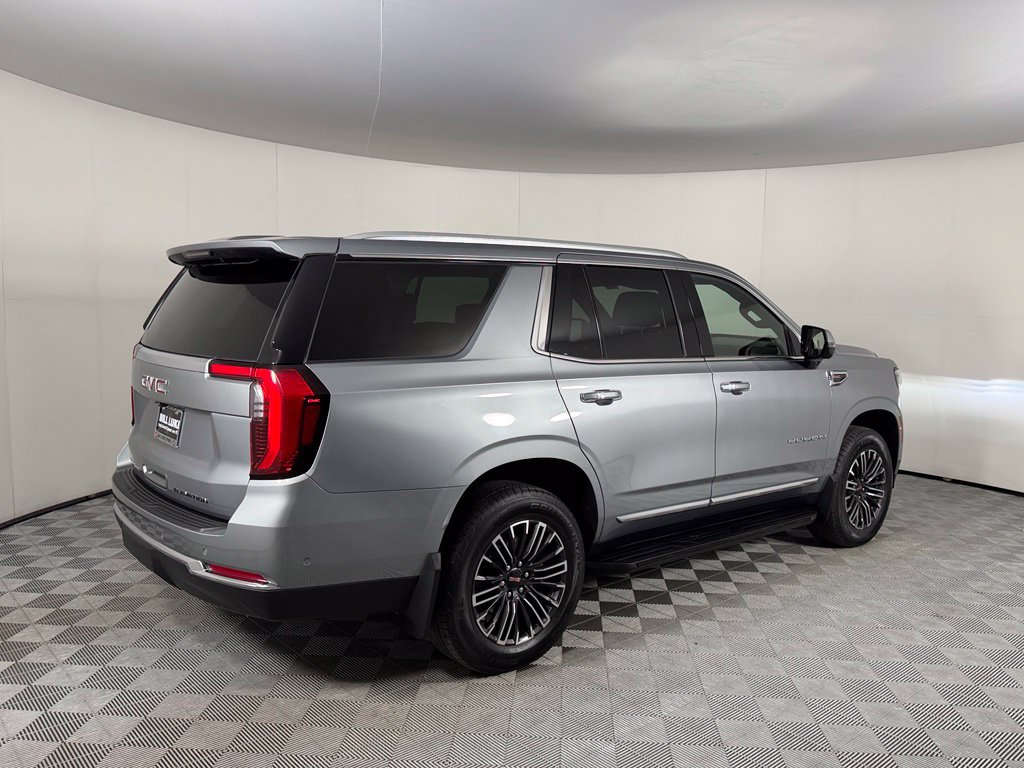 Used 2025 GMC Yukon Elevation AWD/4WD image 6