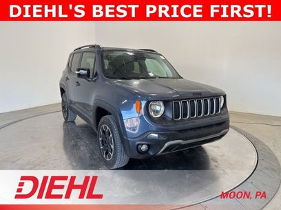 Used 2023 Jeep Renegade Latitude w/ Sun/Sound Group