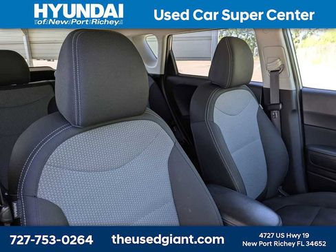 Used 2019 Kia Soul + FWD image 6