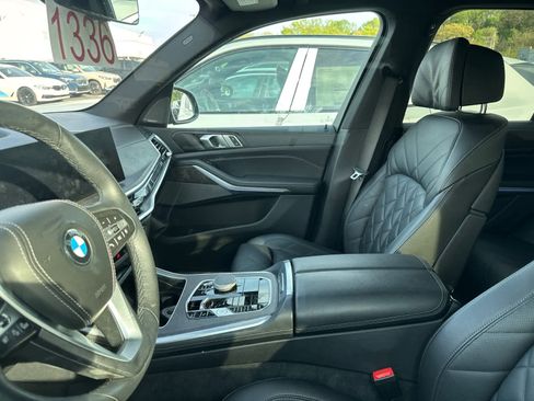 Used 2024 BMW X5 xDrive40i w/ Premium Package image 12