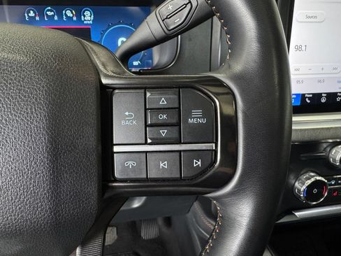 Used 2024 Ford F250 Platinum AWD/4WD image 16