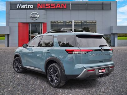 New 2026 Nissan Pathfinder SL