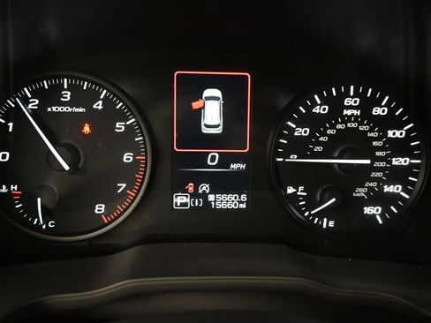 Used 2025 Subaru Forester AWD/4WD image 10