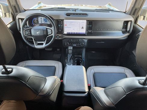 Used 2023 Ford Bronco Wildtrak AWD/4WD image 20