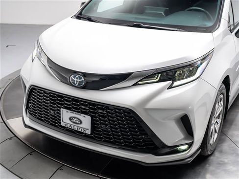 Used 2023 Toyota Sienna XSE w/ Protection Package (TMS) image 36