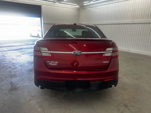 Used 2013 Ford Taurus SEL image 6