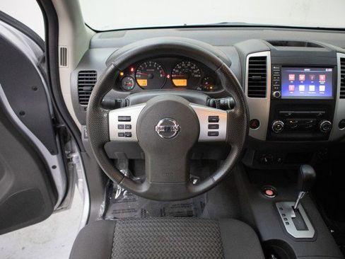 Used 2020 Nissan Frontier SV w/ SV Utility Package image 24