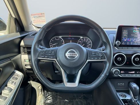 Used 2023 Nissan Sentra SR w/ Electronics Package FWD image 11
