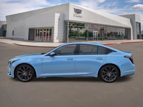 New 2026 Cadillac CT5 V RWD image 3