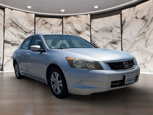 Used 2009 Honda Accord LX-P image 3