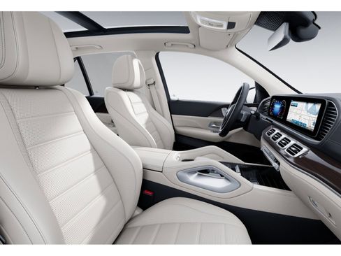 Certified 2024 Mercedes-Benz GLE 450 4MATIC image 4