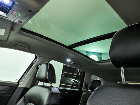 Certified 2025 Volkswagen Atlas SEL Premium R-Line image 14