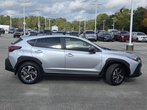 Used 2025 Subaru Crosstrek 2.0i Premium image 35