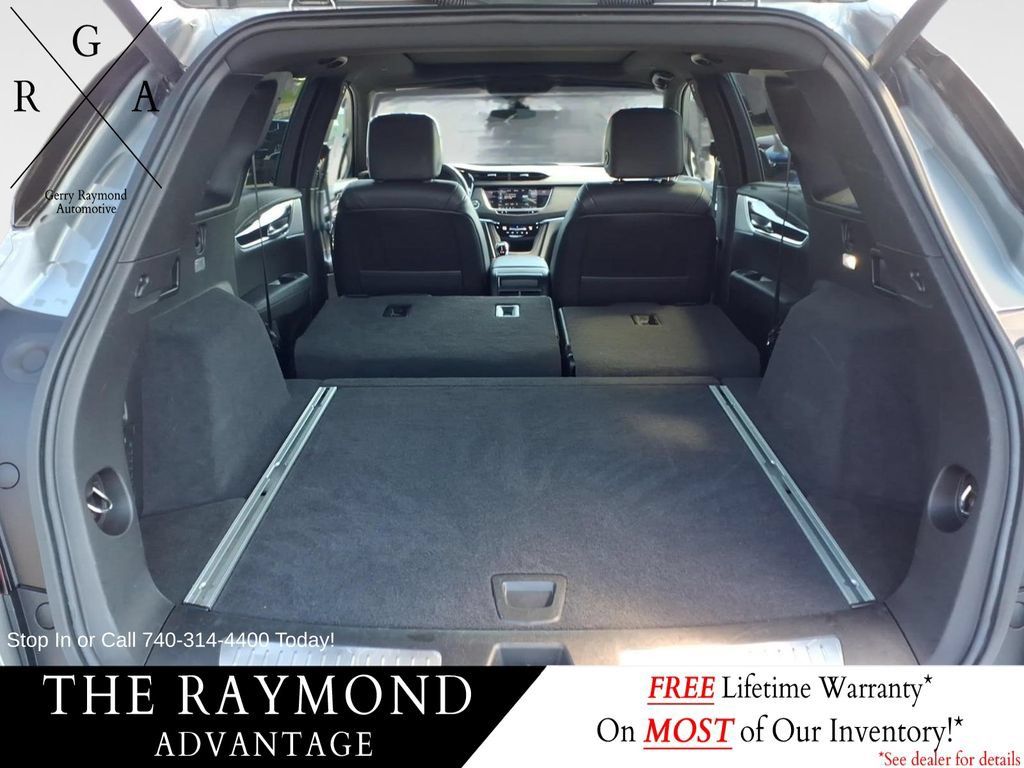 Used 2025 Cadillac XT5 Premium Luxury AWD/4WD image 13