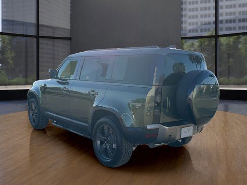 New 2026 Land Rover Defender 110 S image 4