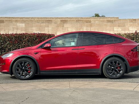 Used 2023 Tesla Model X Plaid image 7