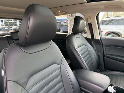 Used 2017 Ford Edge SEL w/ Equipment Group 201A image 33