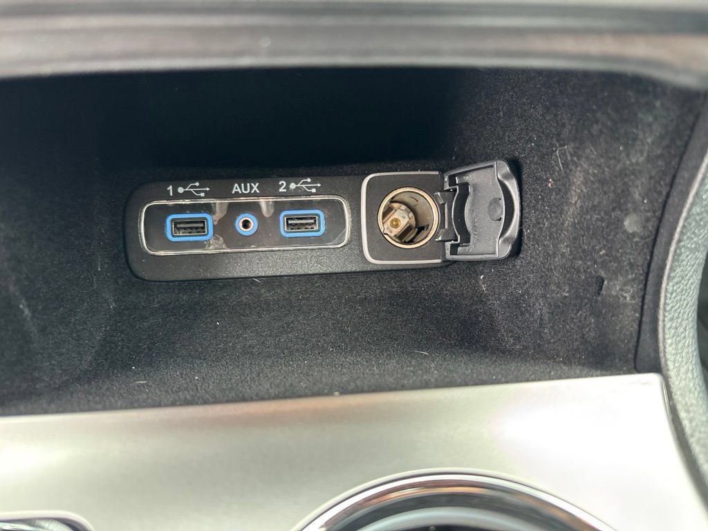 Used 2018 Jeep Grand Cherokee Altitude AWD/4WD image 18