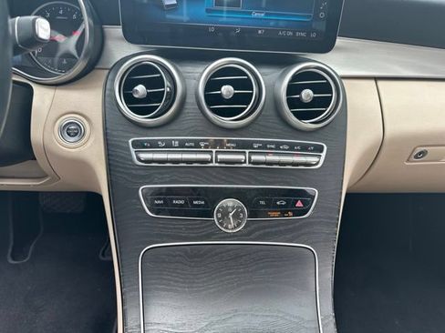 Used 2019 Mercedes-Benz C 300 Sedan image 16