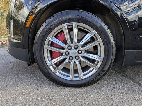 Certified 2022 Cadillac XT5 Sportv w/ Technology Package image 27