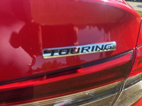 Used 2024 Honda Civic Touring image 6