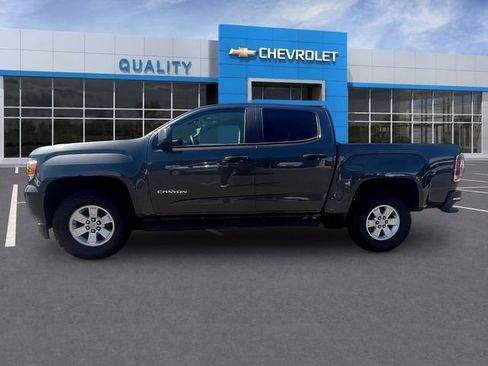 Certified 2016 GMC Canyon 2WD Crew Cab w/ Convenience Package image 4