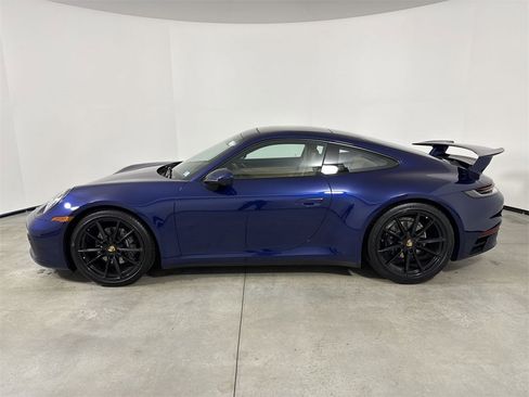 Certified 2023 Porsche 911 Carrera image 2