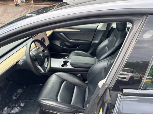 Used 2022 Tesla Model 3 RWD image 29