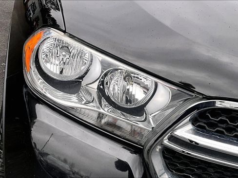 Used 2013 Dodge Durango SXT image 31