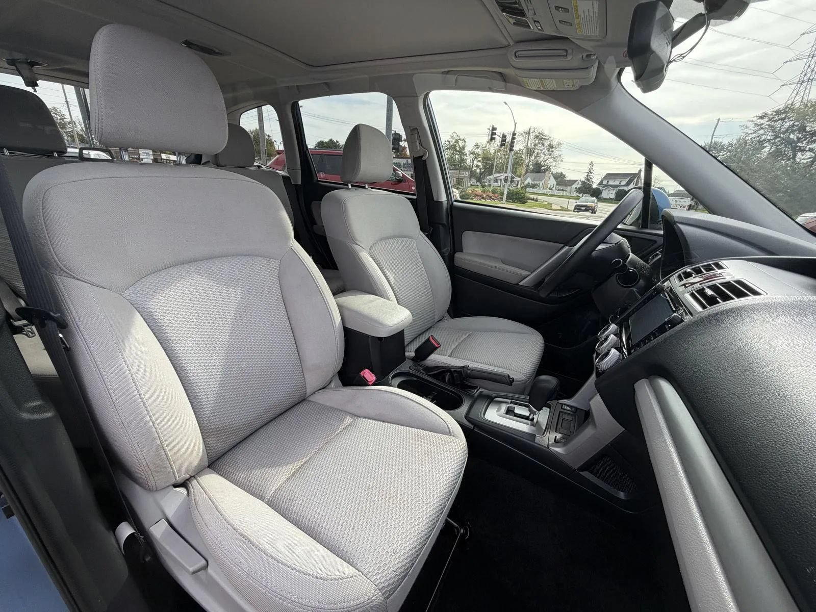 Used 2016 Subaru Forester 2.5i Premium AWD/4WD image 16