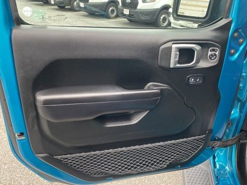 Used 2020 Jeep Wrangler Rubicon w/ Cold Weather Group image 12