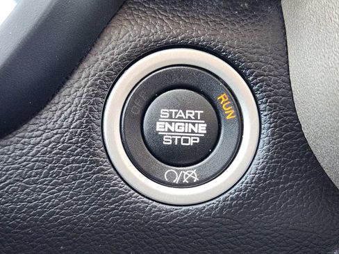 Used 2024 RAM 2500 Laramie AWD/4WD image 21