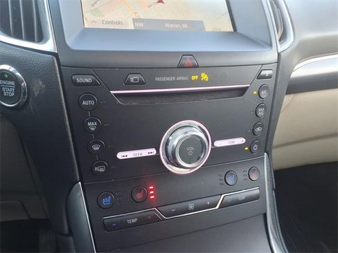 Used 2019 Ford Edge Titanium w/ Equipment Group 301A image 20