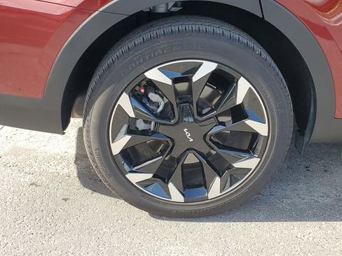 Certified 2025 Kia Sorento EX FWD image 5