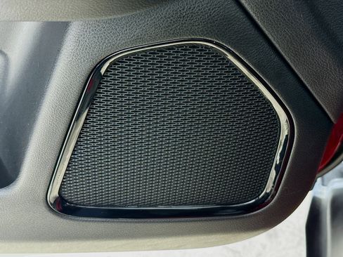 Used 2025 Jeep Compass Trailhawk w/ Trailhawk Elite Group image 22