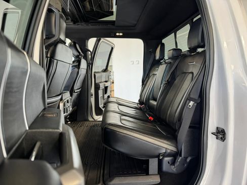 Used 2019 Ford F350 Platinum w/ Platinum Ultimate Package AWD/4WD image 23