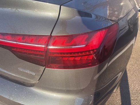 Used 2024 Audi A4 2.0T Premium w/ Convenience Package image 5