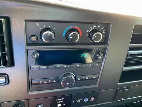 Used 2025 GMC Savana 2500 w/ Driver Convenience Package RWD image 17