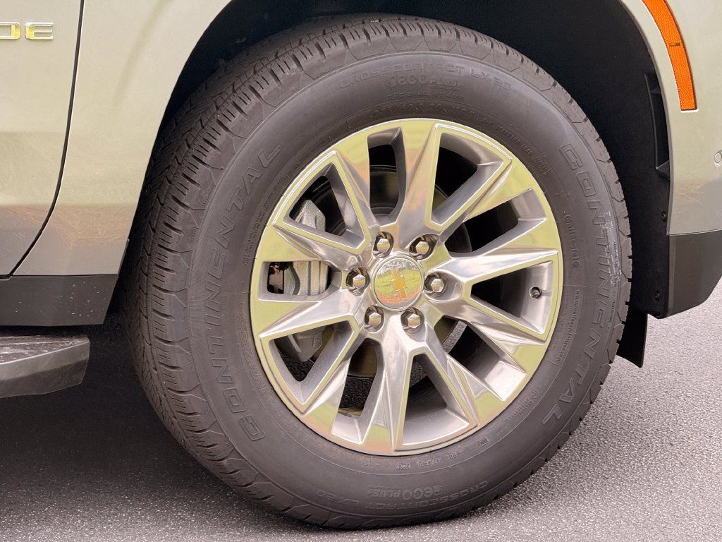 New 2027 Chevrolet Tahoe Premier w/ Sun And Tow Package RWD image 10