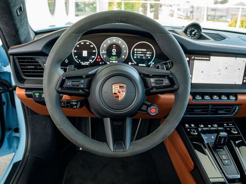 Certified 2025 Porsche 911 Carrera 4 GTS AWD/4WD image 17