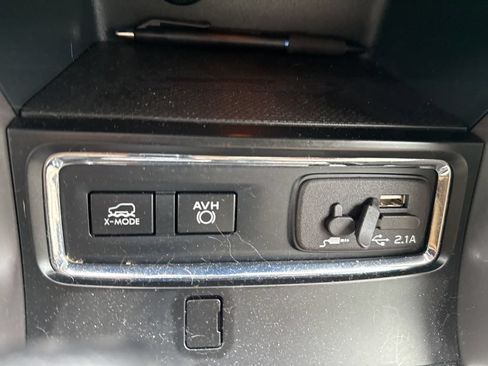Used 2022 Subaru Ascent Premium w/ Convenience Package AWD/4WD image 23
