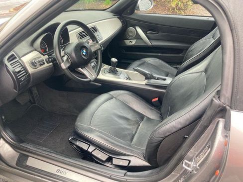 Used 2003 BMW Z4 2.5i RWD image 16