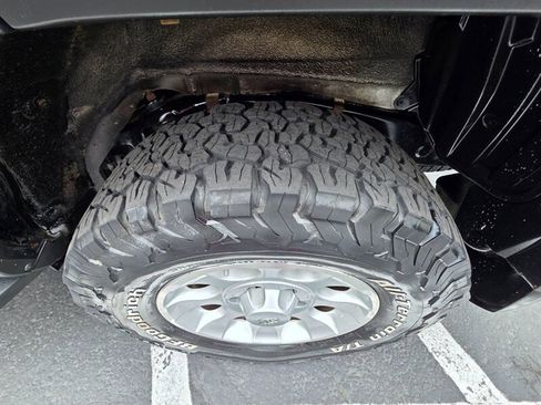 Used 2011 Toyota 4Runner Trail AWD/4WD image 53