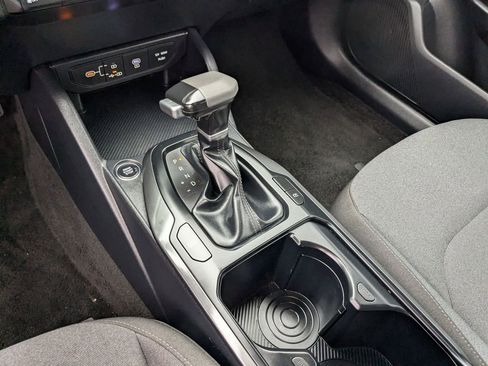 Used 2025 Kia K4 LXS image 23